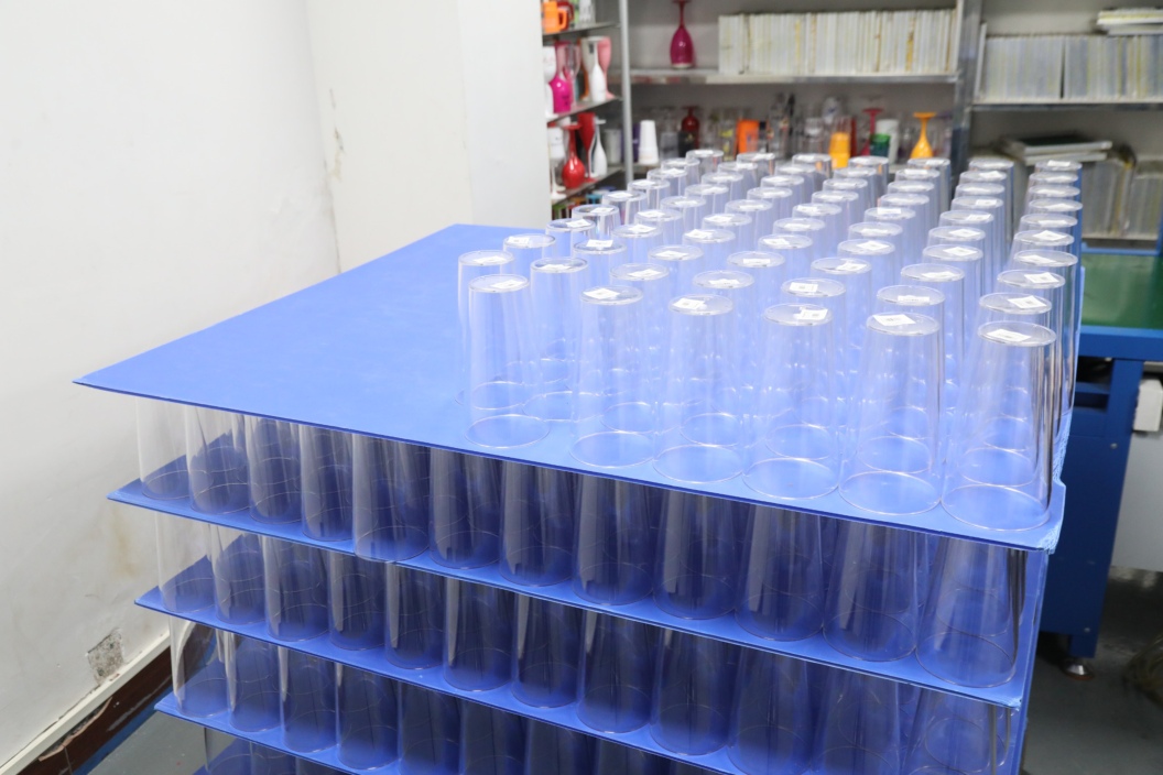 Separated drinkware